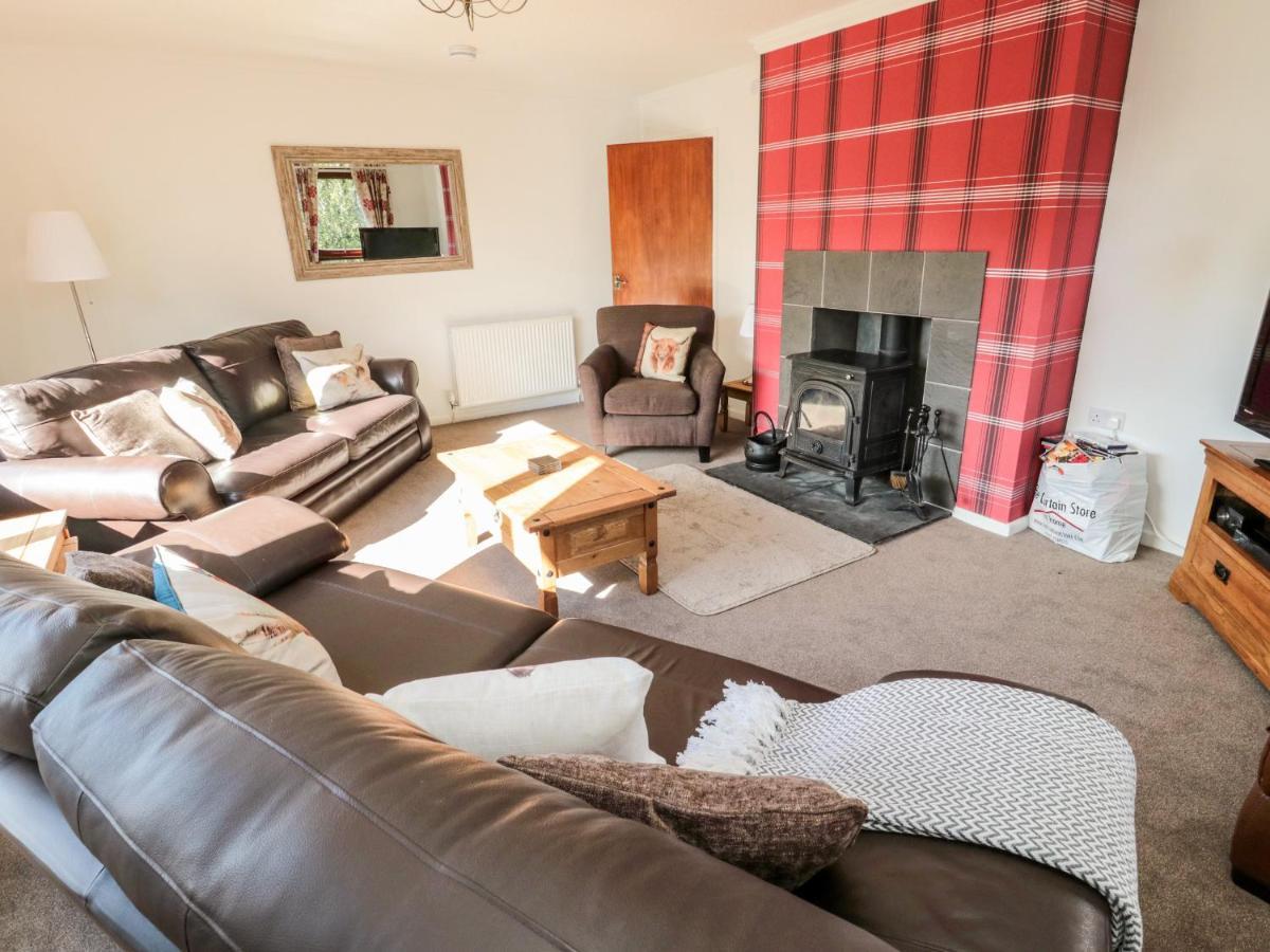 Broombaulks Farm Bungalow Jedburgh Buitenkant foto