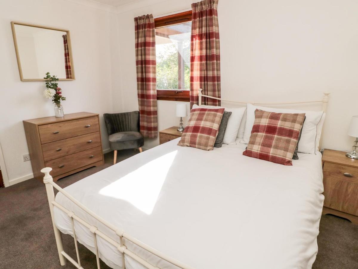 Broombaulks Farm Bungalow Jedburgh Buitenkant foto